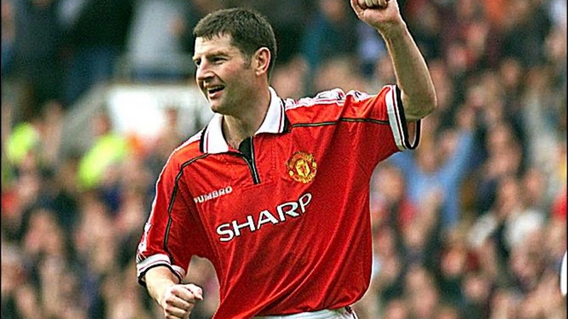 Denis Irwin chắc chắn là hậu vệ cánh trái MU xuất sắc nhất