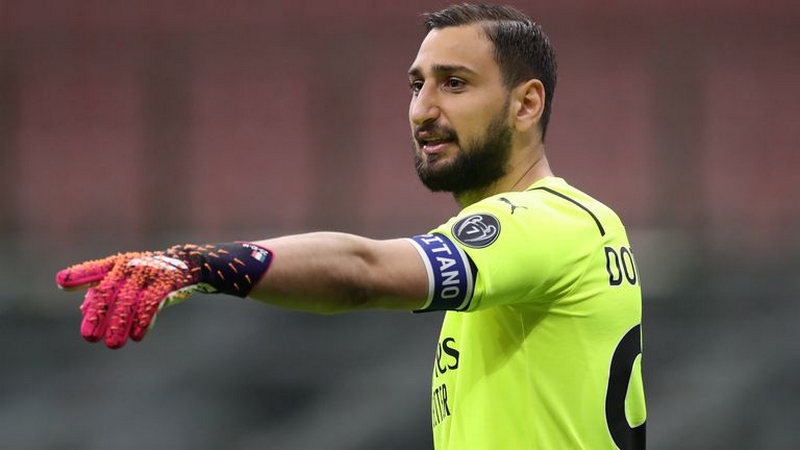 Donnarumma là thần đồng bóng đá Ý